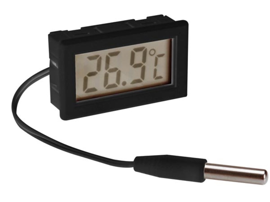 DIGITAL THERMOMETER FOR PANEL MOUNTING