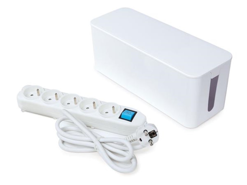 Socket Outlet With Cable Organizer - 5 Sockets - Pin Earth