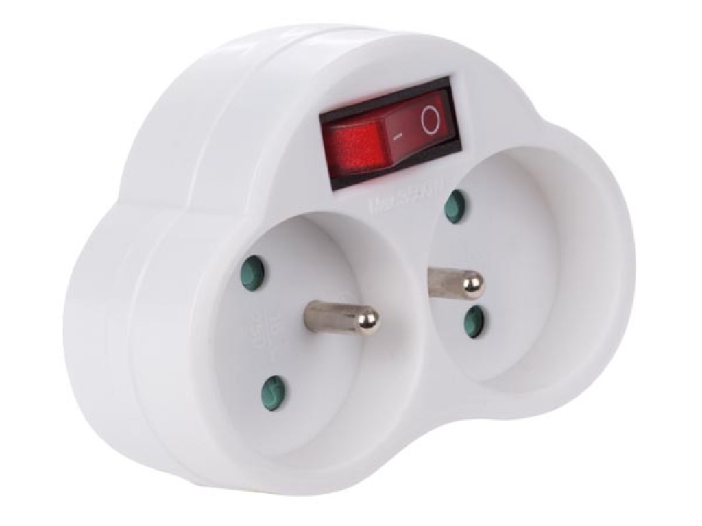 Adaptor With On/off Switch - 2 Sockets